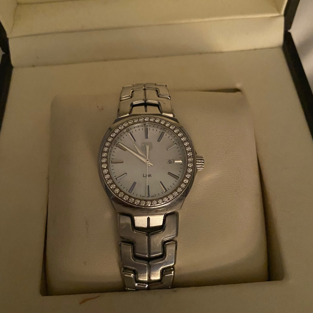 Tag watch womens